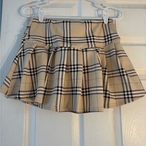 Plaid Tan Skirt/Skort/  M